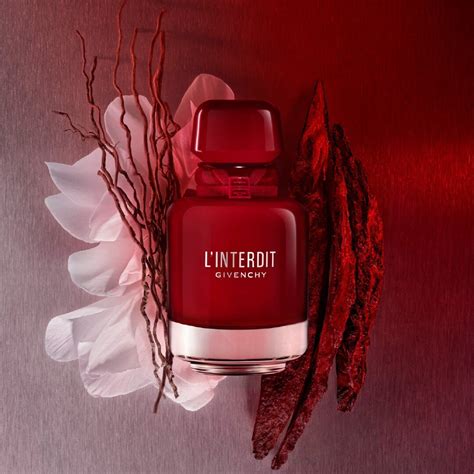 l'interdit rouge ultime givenchy avis
